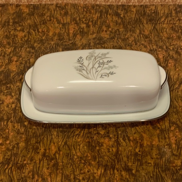 Noritake China Other - Noritake China White Ceramic Butter Dish with Floral Design